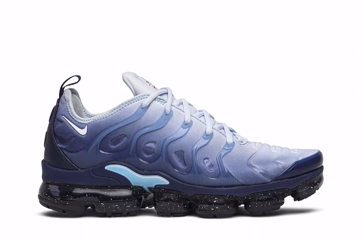 Nike Air VaporMax Plus Blizzard, view 2