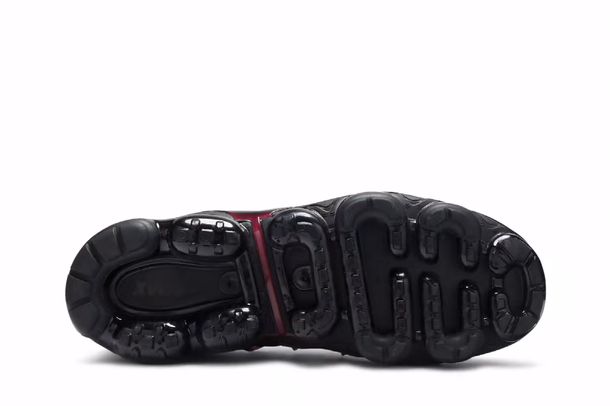 Nike Air VaporMax Plus Black Noble Red, view 5