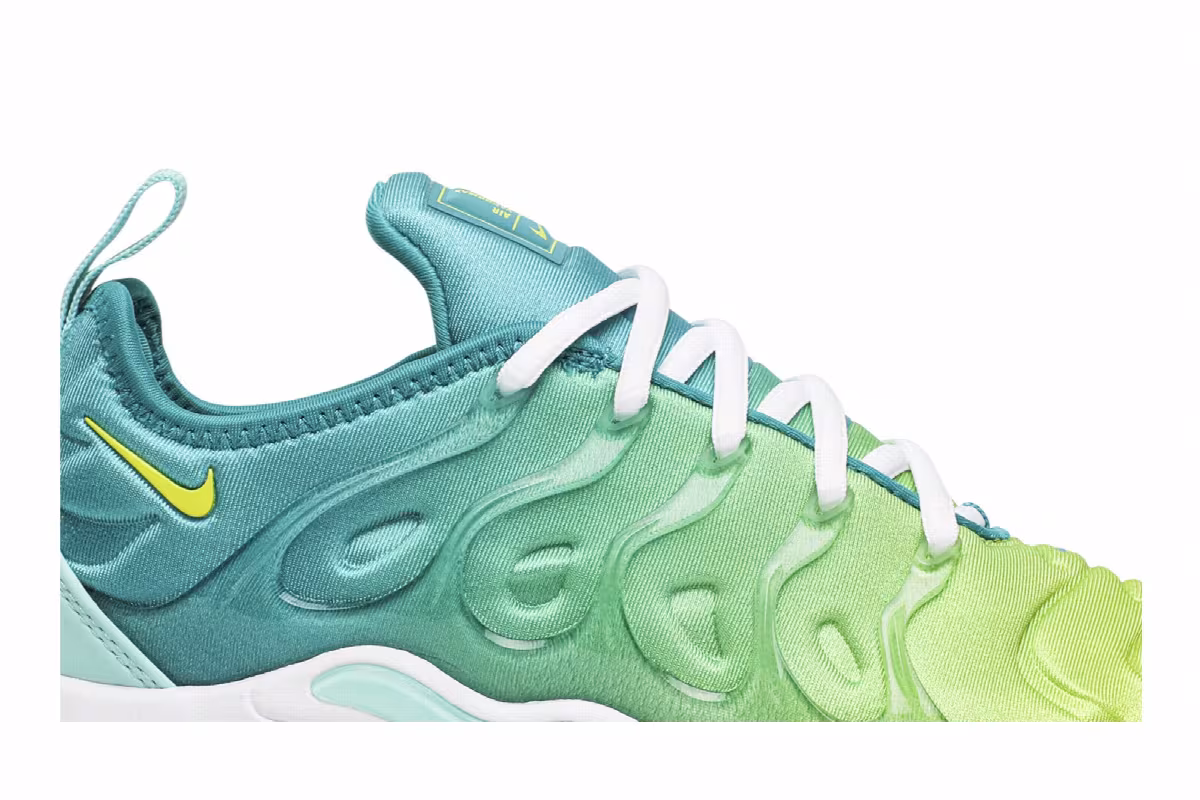 Nike Women's Air VaporMax Plus Lemon Lime, view 3