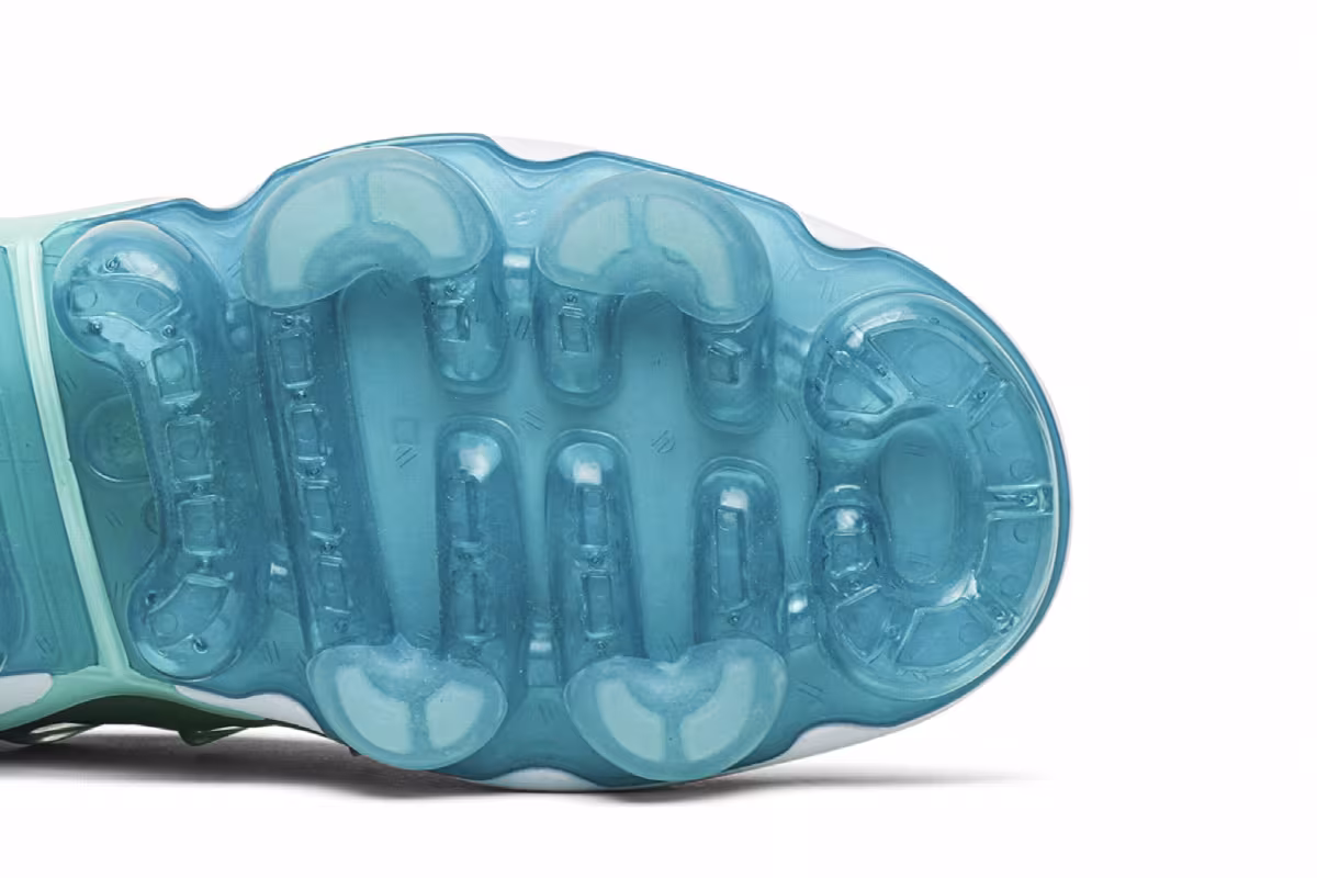 Nike Women's Air VaporMax Plus Lemon Lime, view 6
