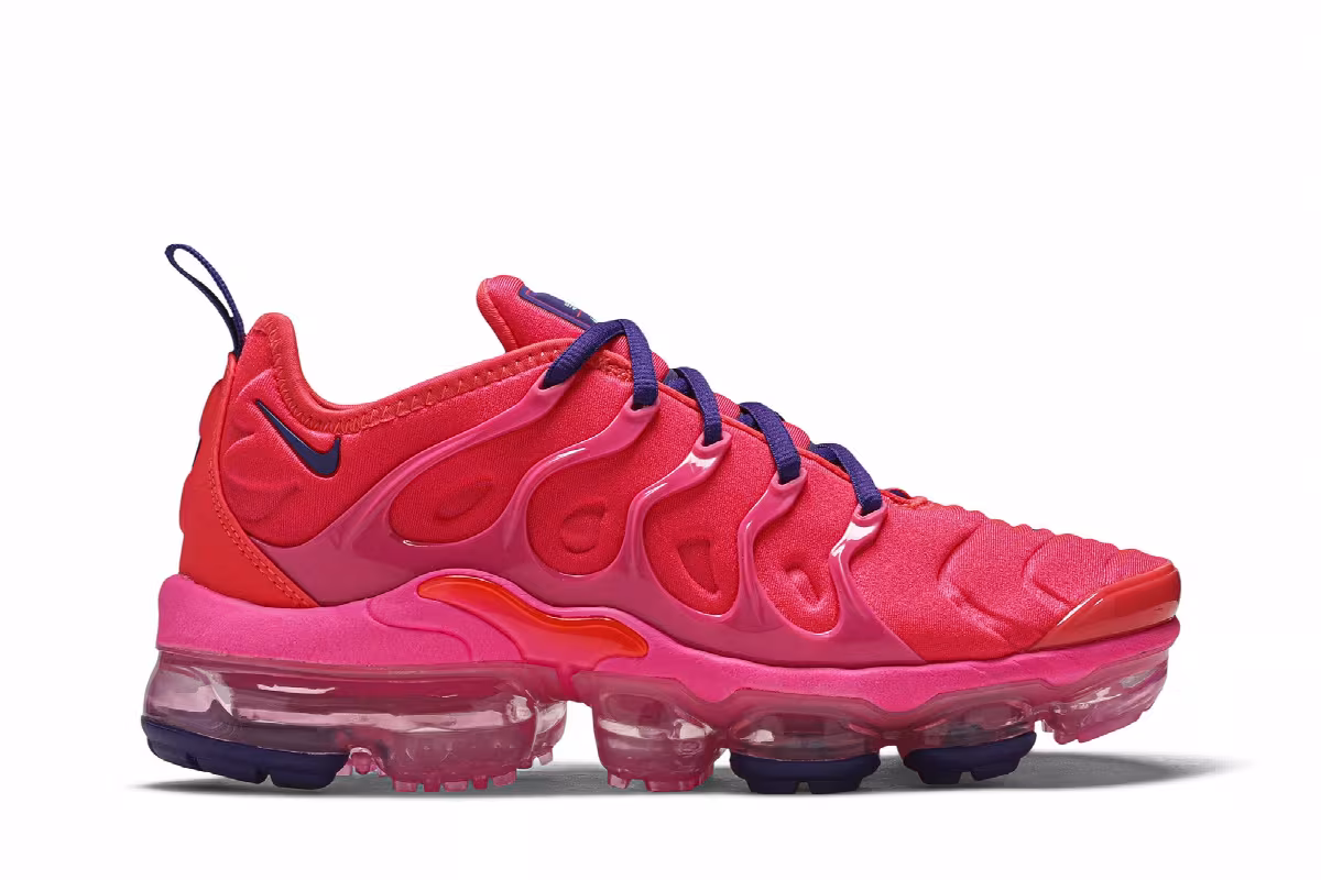 Nike Women's Air VaporMax Plus Bright Crimson, view 2