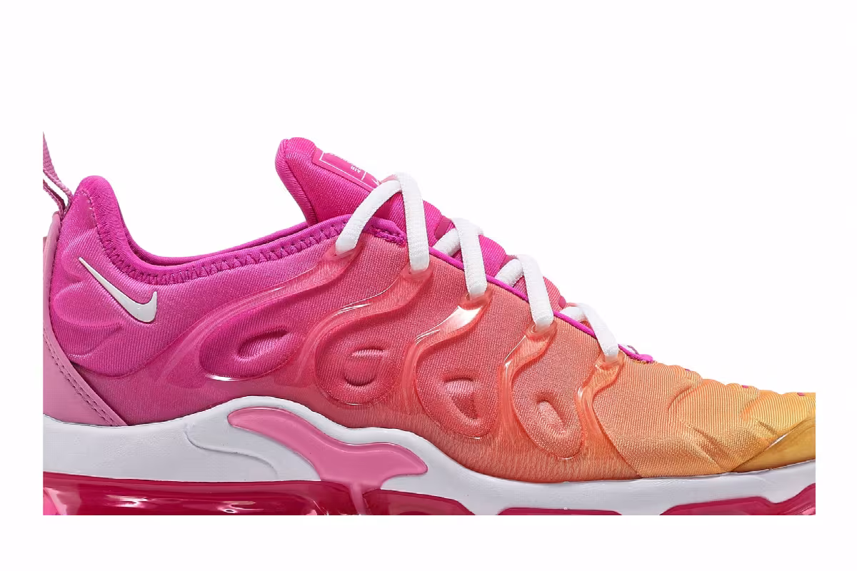 Nike Women's Air VaporMax Plus Summer Sunset, view 3