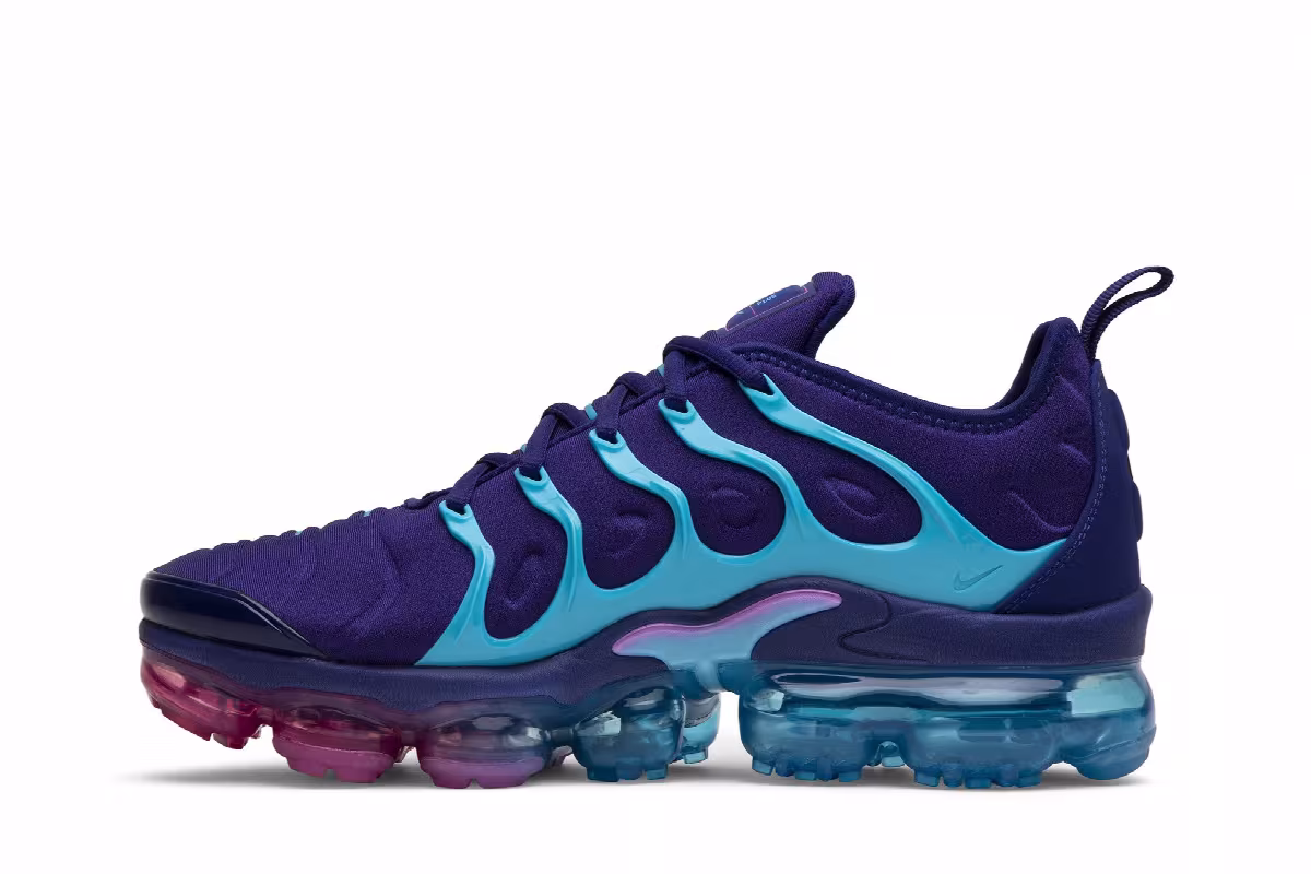 Nike Air VaporMax Plus Sunset, view 4