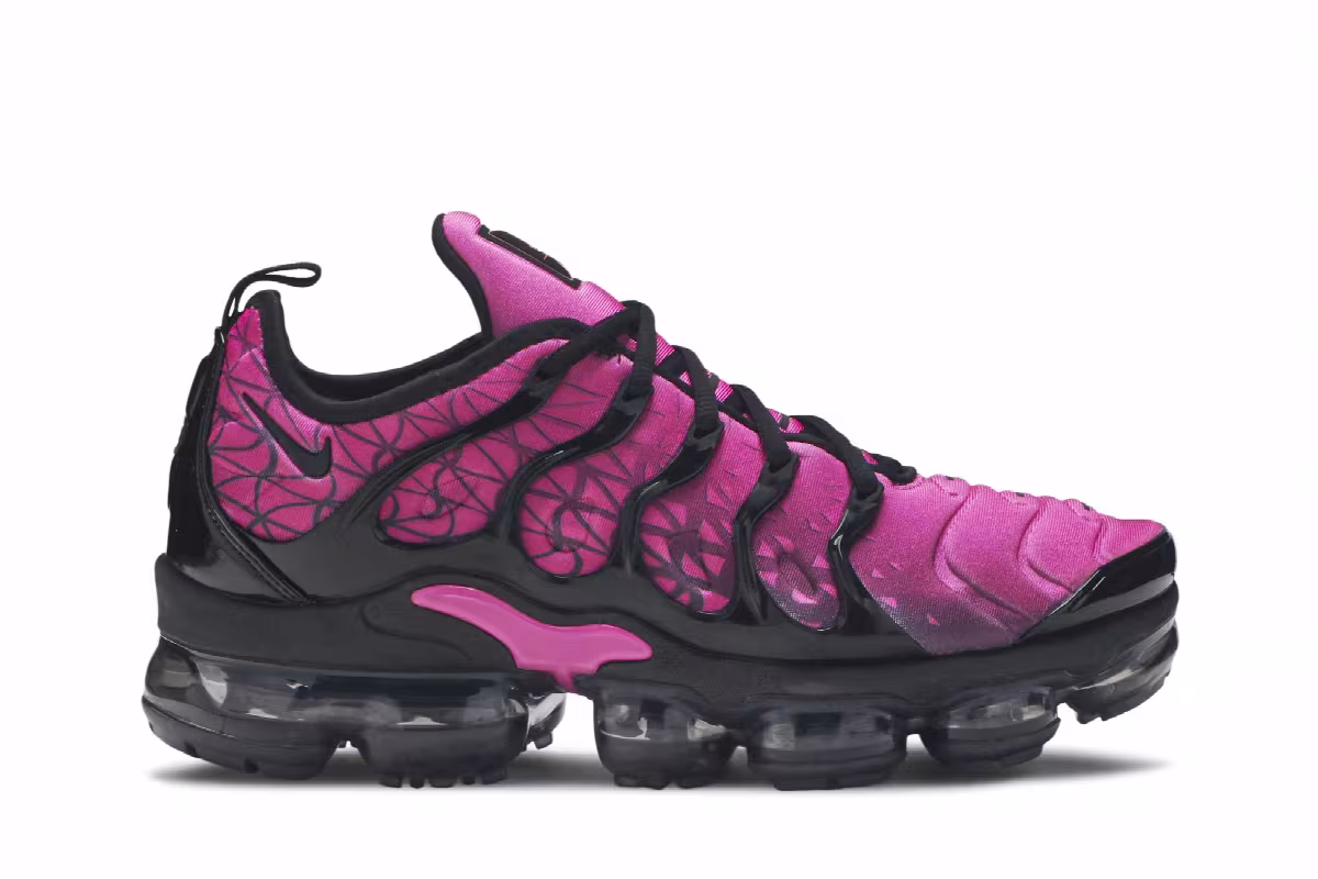Nike Air VaporMax Plus Active Fuchsia, view 2