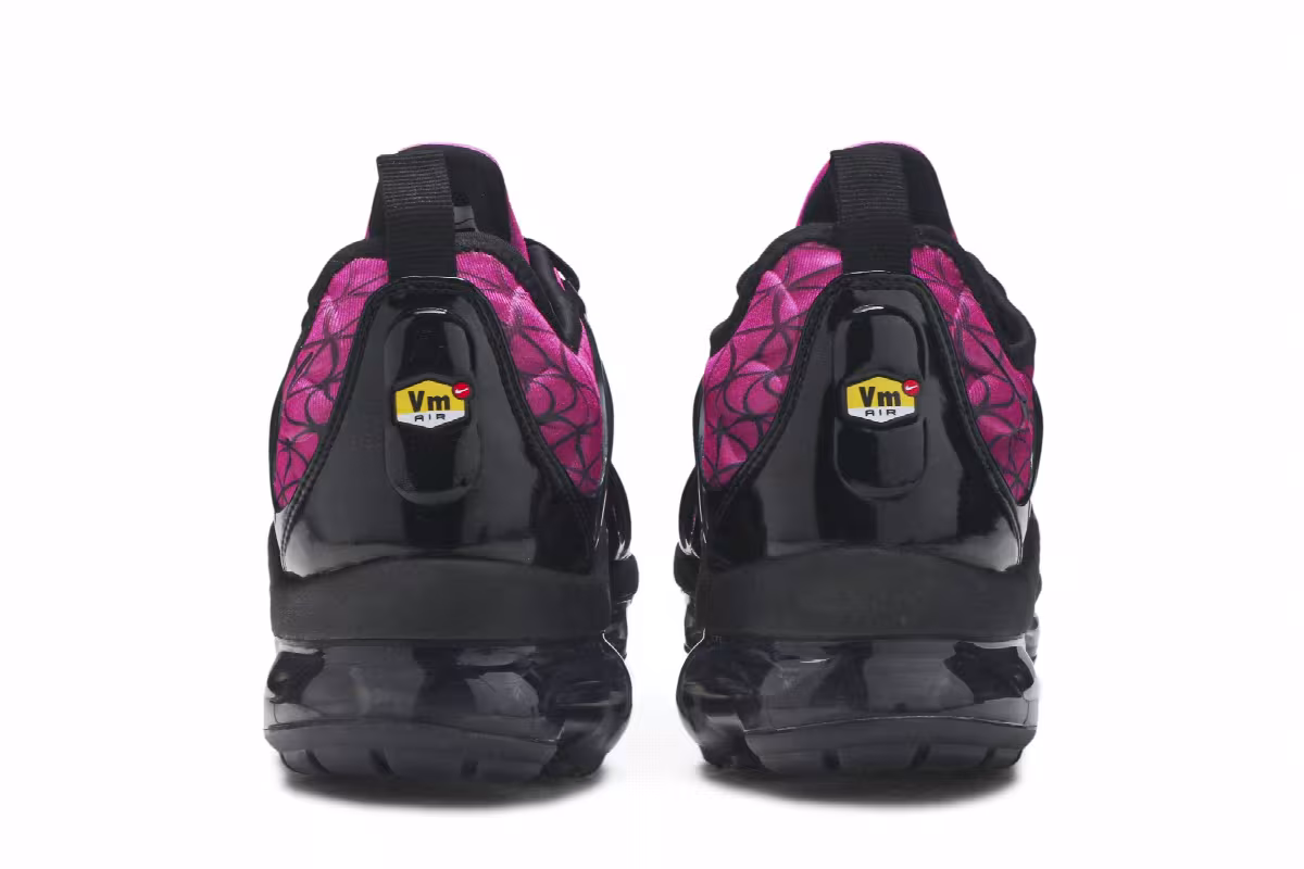 Nike Air VaporMax Plus Active Fuchsia, view 7