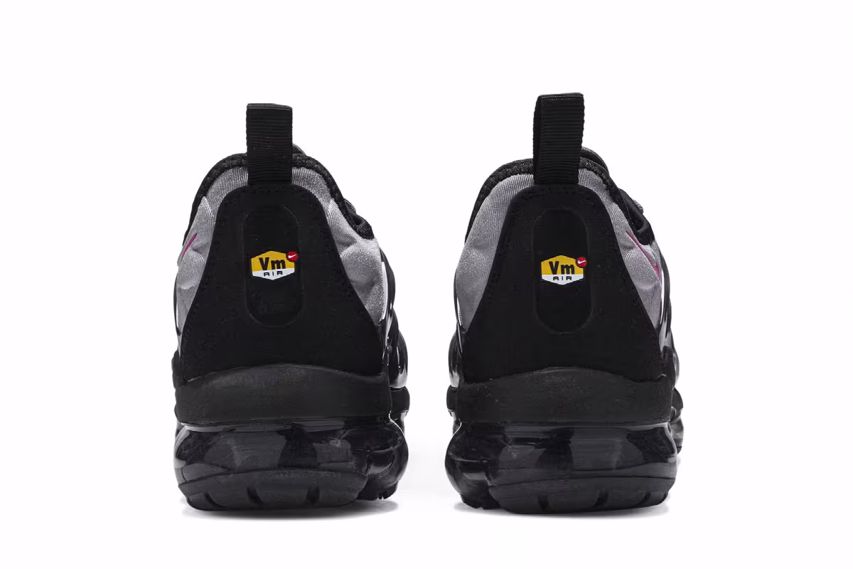 Nike Air VaporMax Plus Active Fuchsia, view 7