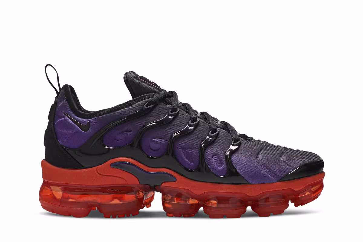 Nike Air VaporMax Plus Voltage Purple, view 2