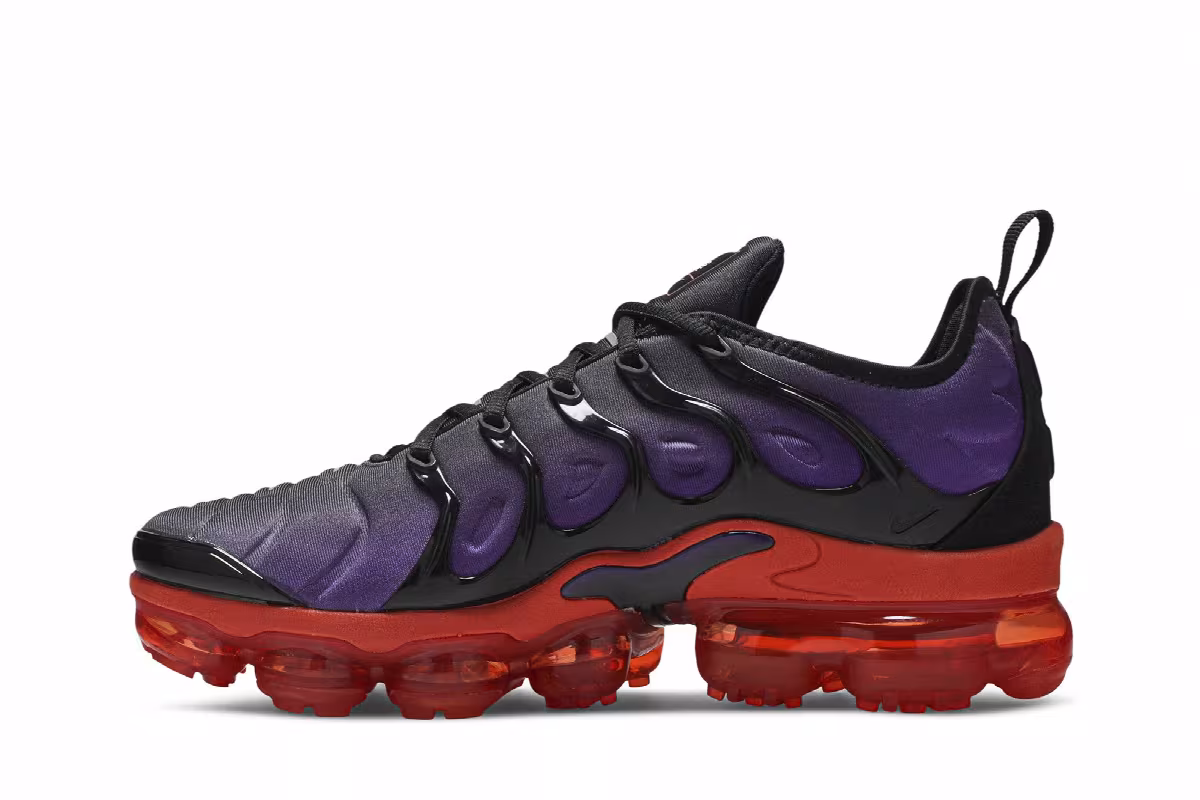 Nike Air VaporMax Plus Voltage Purple, view 4