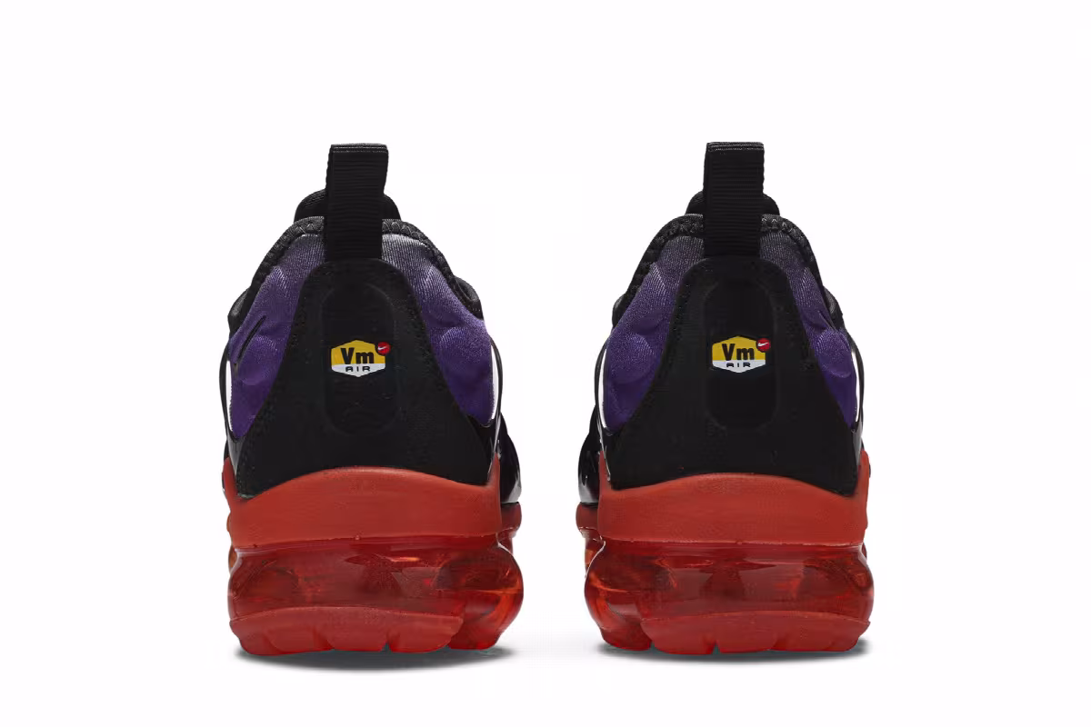 Nike Air VaporMax Plus Voltage Purple, view 7