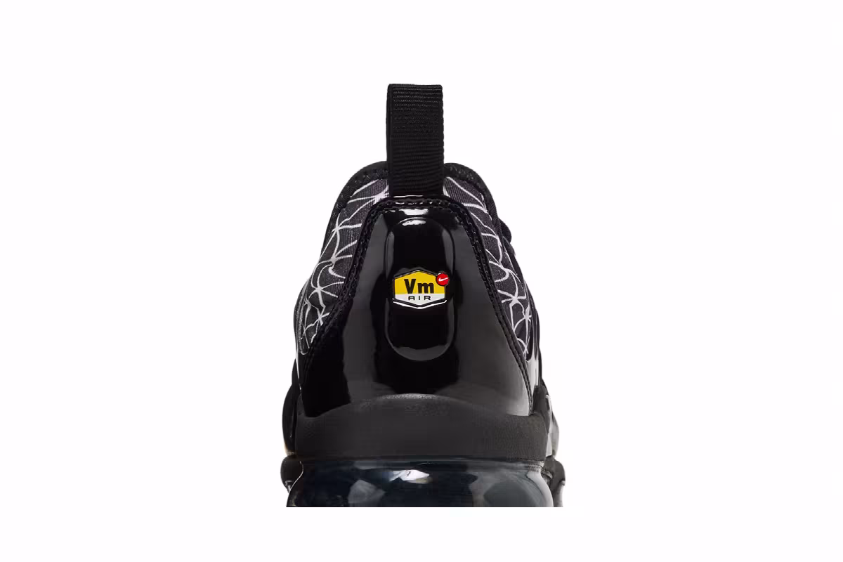 Nike Air VaporMax Plus Geometric, view 8