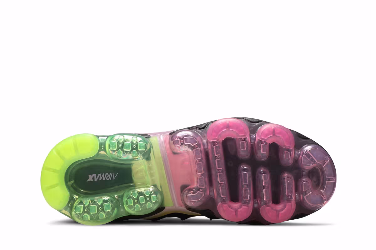 Nike Women's Air VaporMax Plus Pink Rise, view 5