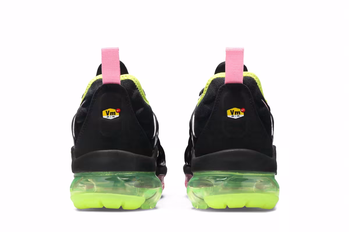 Nike Women's Air VaporMax Plus Pink Rise, view 7