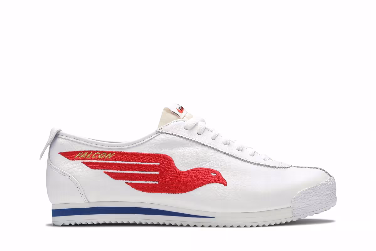 Nike Classic Cortez Shoe Dog Pack - Falcon, view 2