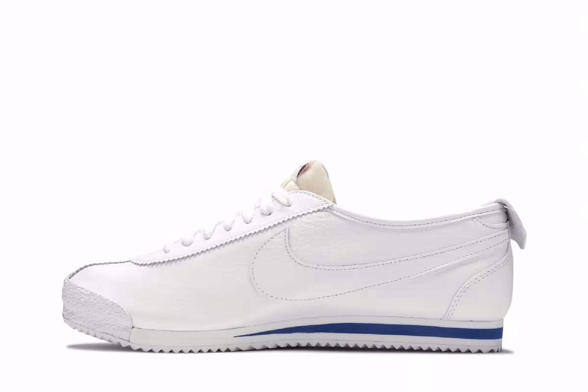 Nike Classic Cortez Shoe Dog Pack - Falcon, view 4