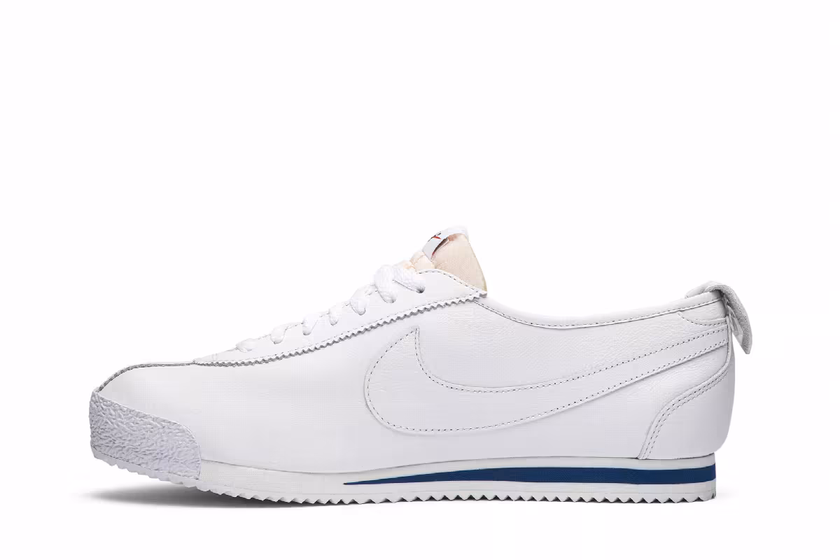Nike Classic Cortez Shoe Dog Pack - Swoosh, view 4
