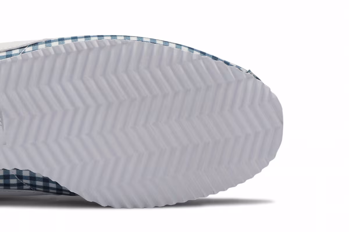 Nike Women's Classic Cortez QS Blue Force, view 6