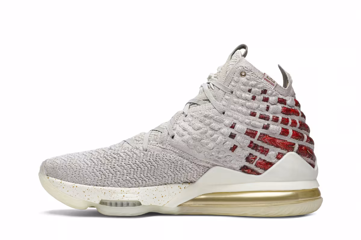 Nike LeBron 17 Win/Win, view 4