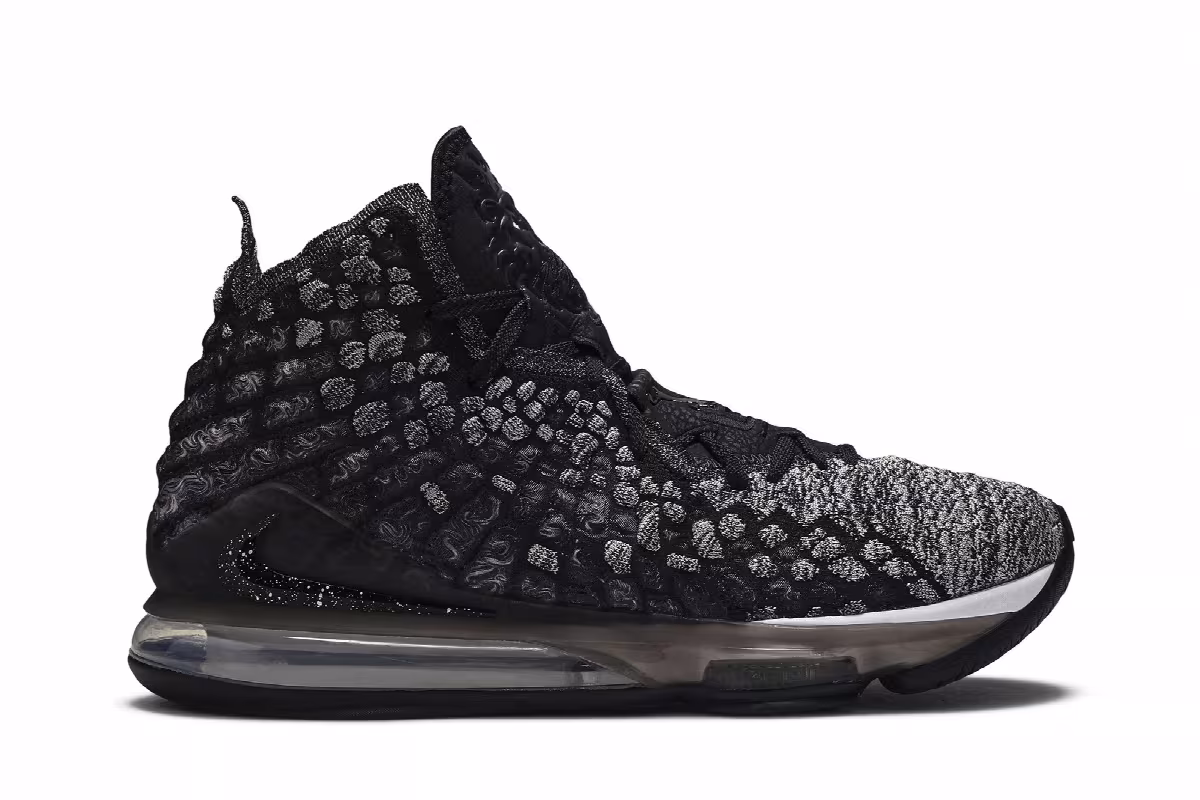 Nike LeBron 17 In The Arena, view 2
