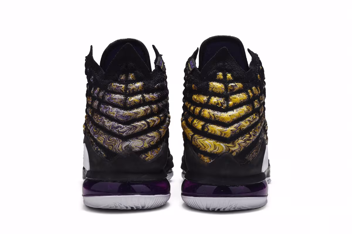 Nike LeBron 17 Lakers, view 7