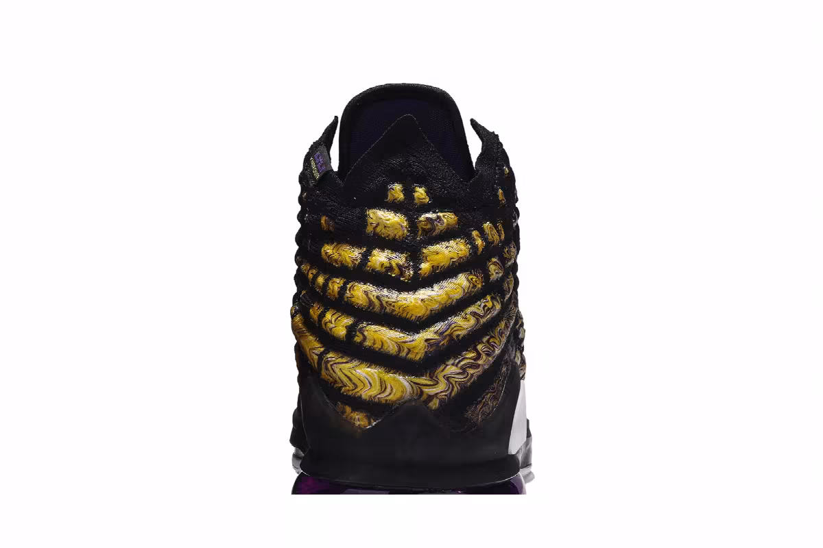 Nike LeBron 17 Lakers, view 8