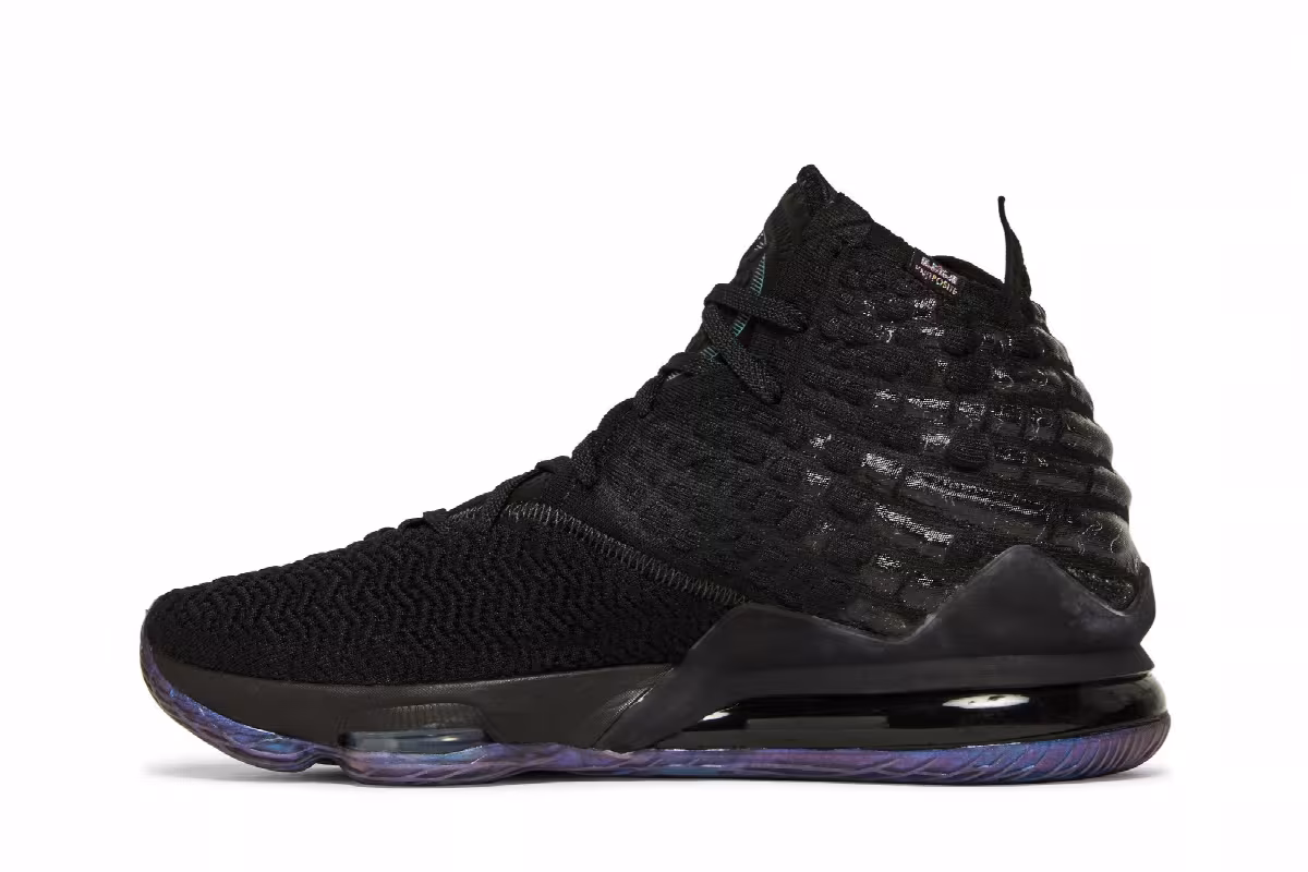 Nike LeBron 17 EP Global Currency, view 4