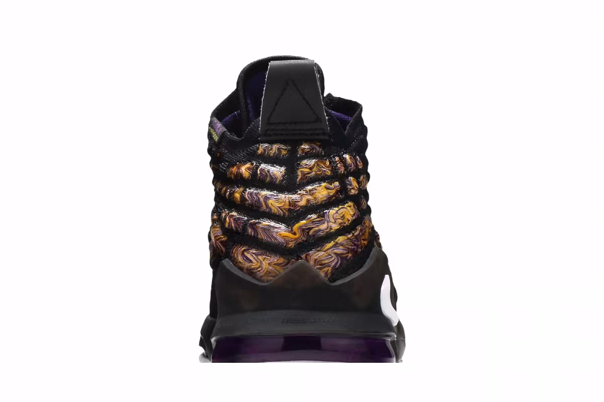 Nike LeBron 17 BG Lakers, view 8