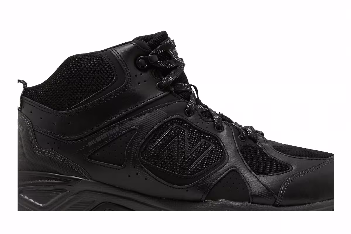 New Balance 481v3 4E Wide Black, view 3