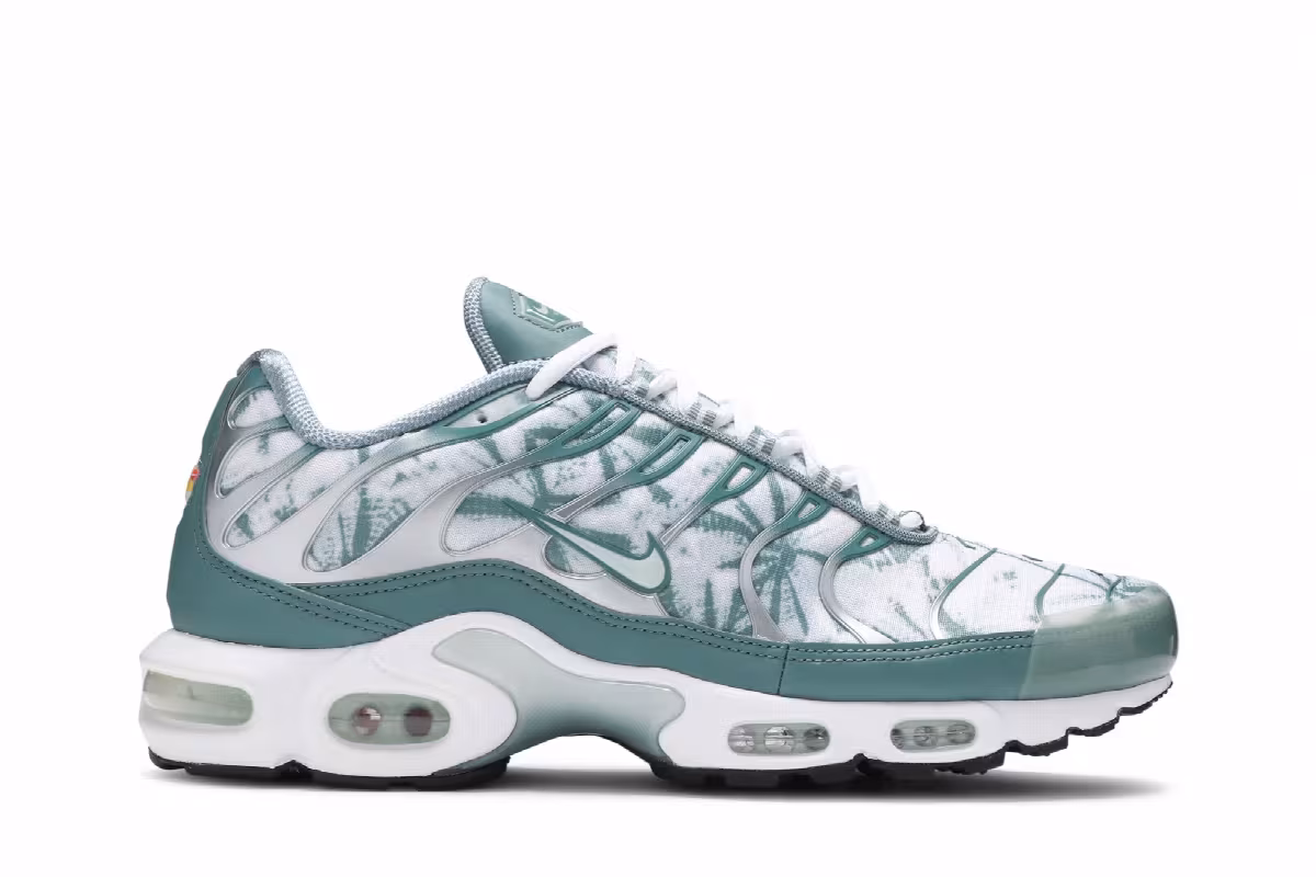 Nike Air Max Plus Palm Pack - Green, view 2