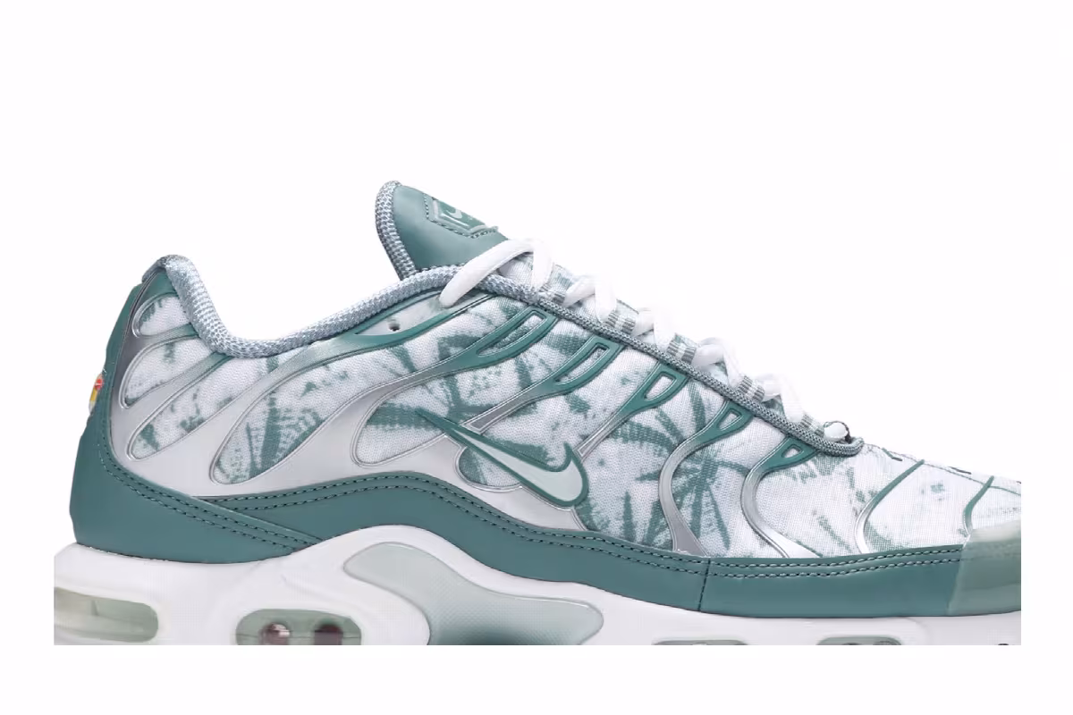 Nike Air Max Plus Palm Pack - Green, view 3