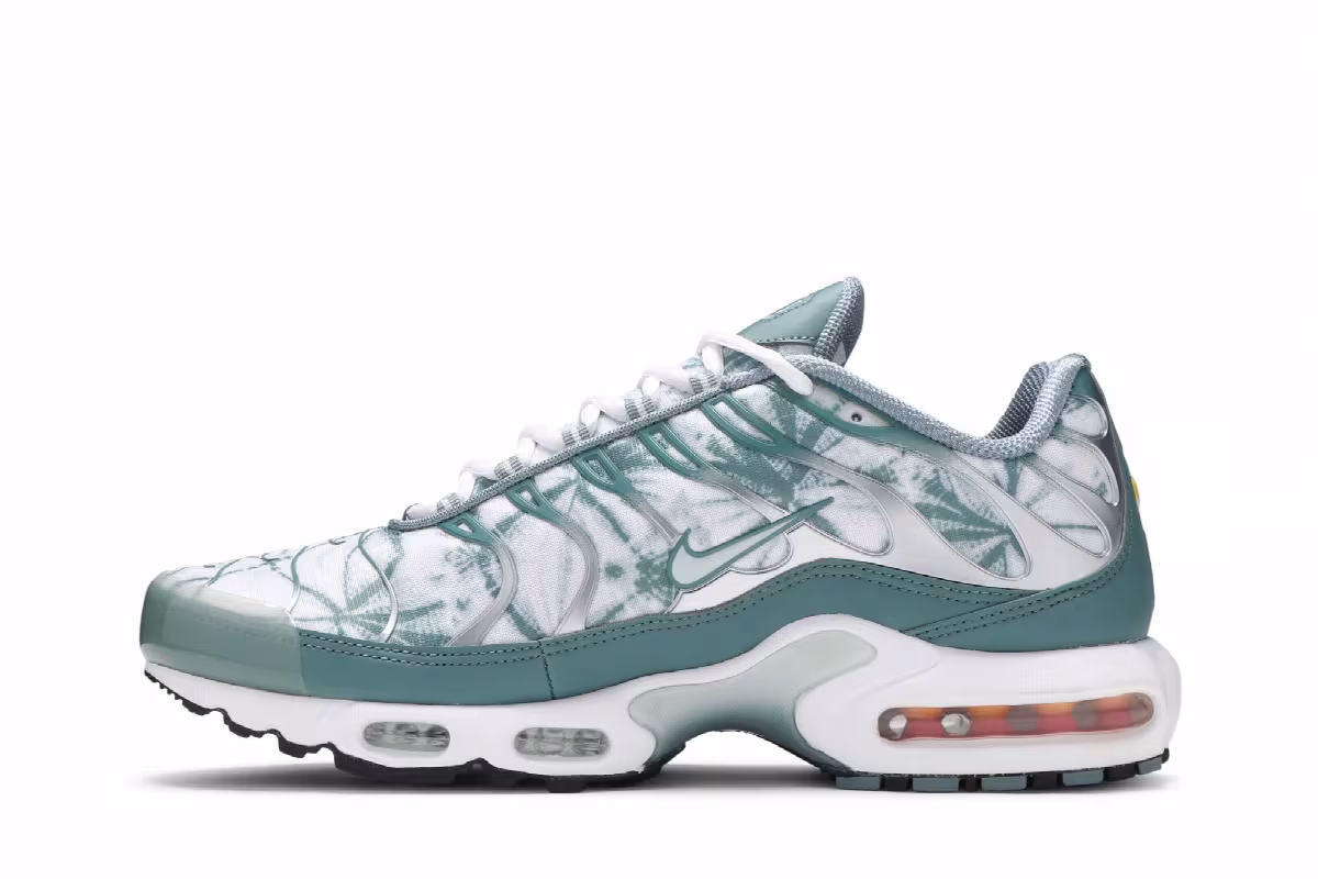 Nike Air Max Plus Palm Pack - Green, view 4