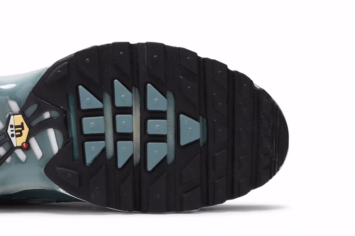 Nike Air Max Plus Palm Pack - Green, view 6