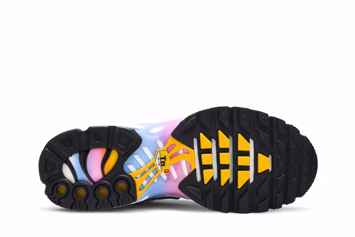 Nike Women's Air Max Plus Summer Gradient, view 5