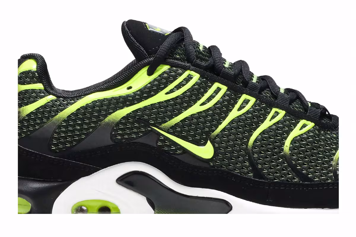 Nike Air Max Plus Black and Volt, view 3