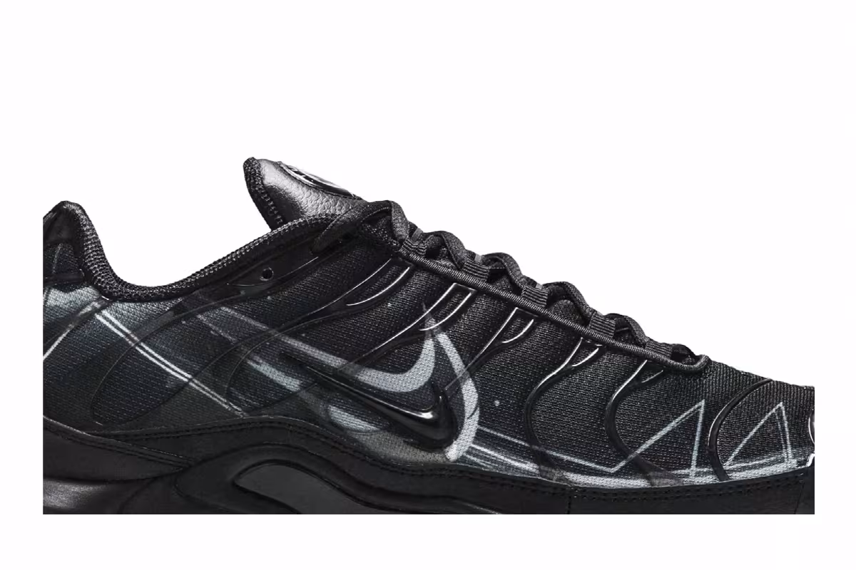 Nike Air Max Plus La Requin Black, view 3