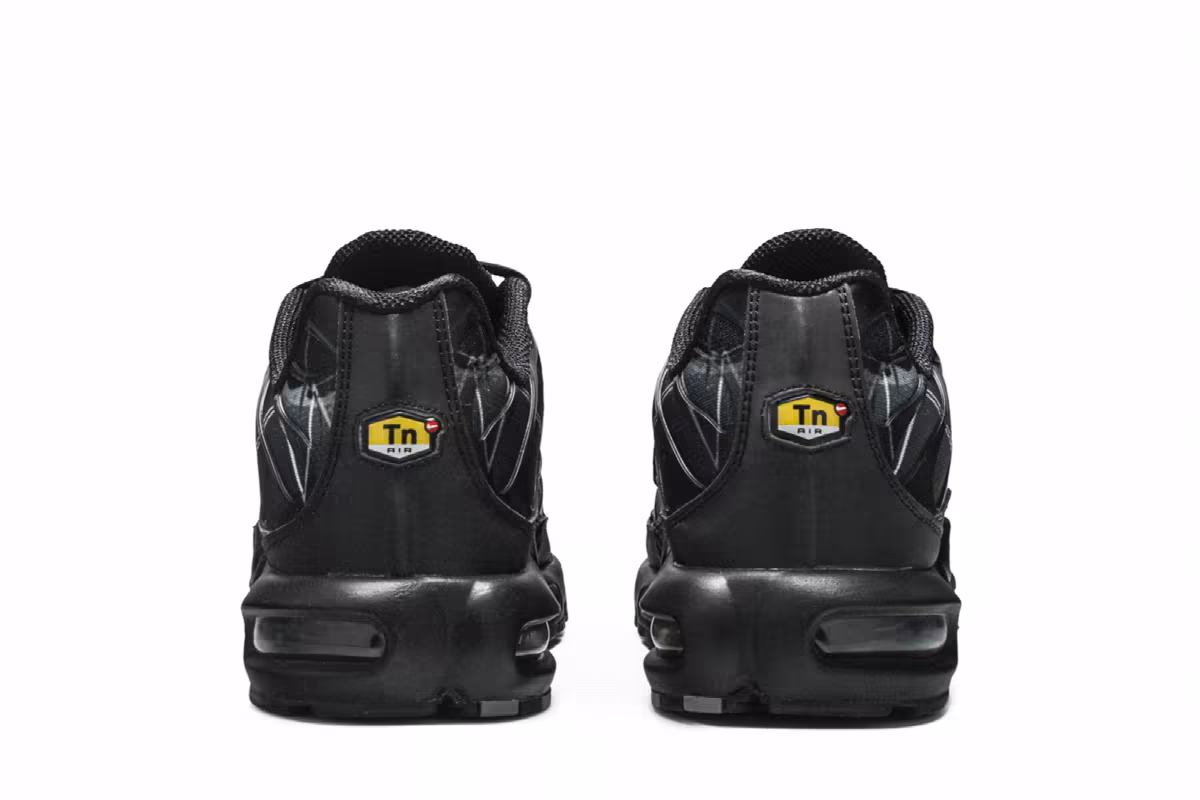 Nike Air Max Plus La Requin Black, view 7