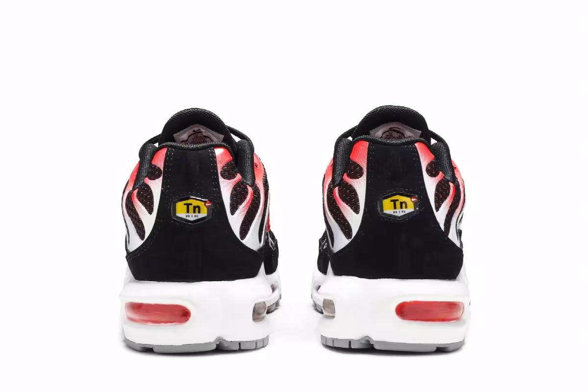 Nike Air Max Plus Hot Lava, view 7