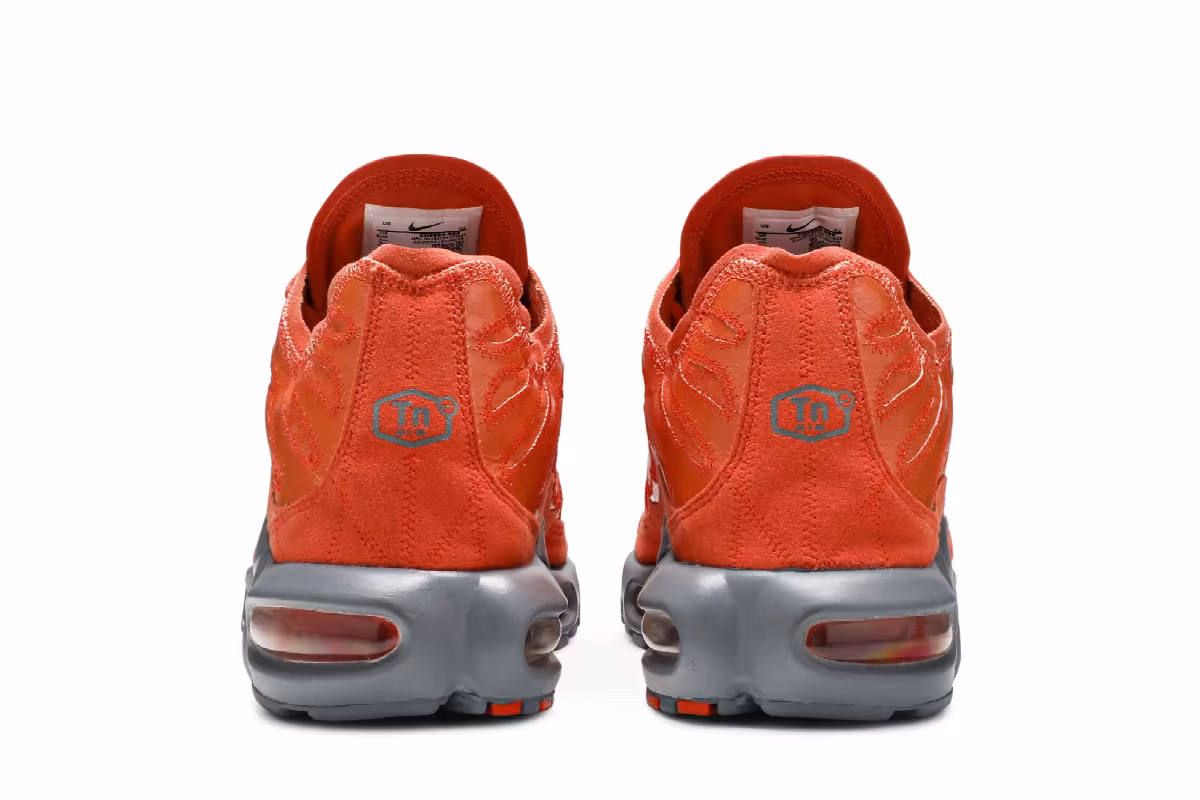 Nike Air Max Plus Deconstructed Total Orange, view 7
