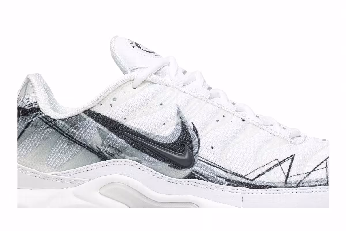Nike Air Max Plus La Requin White, view 3