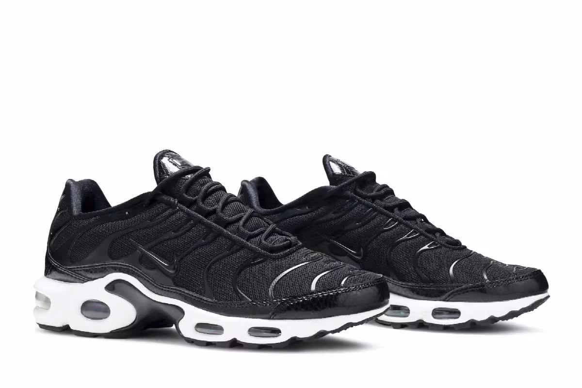 Nike Women's Air Max Plus SE Black, view 9