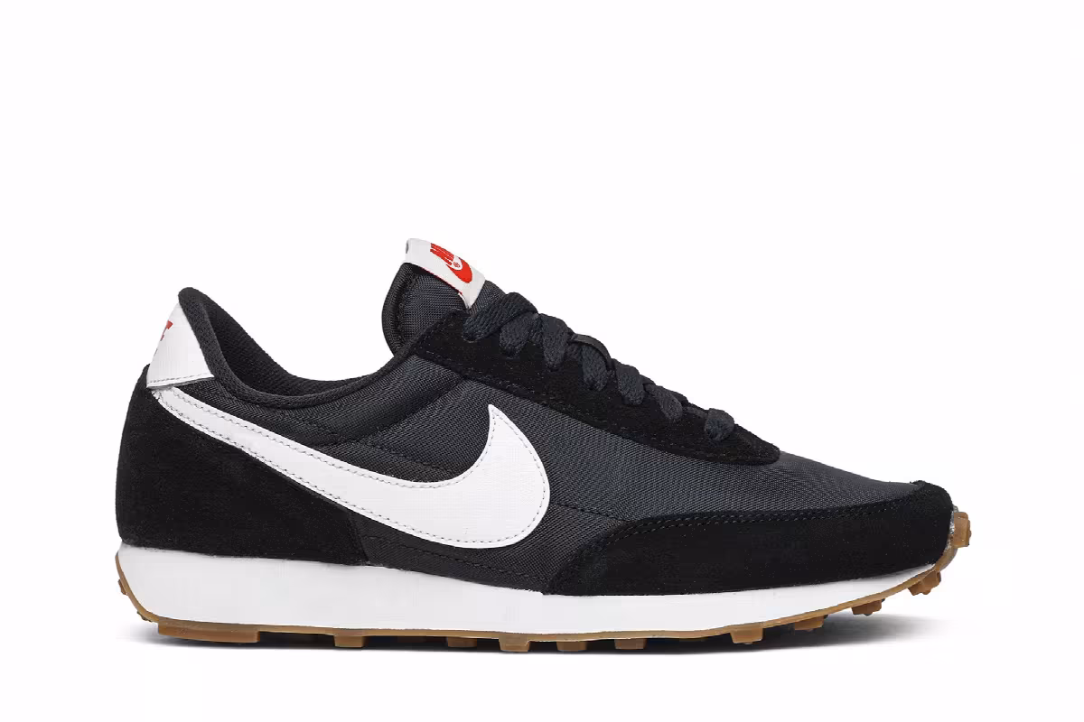 Nike Women's Daybreak Black, view 2