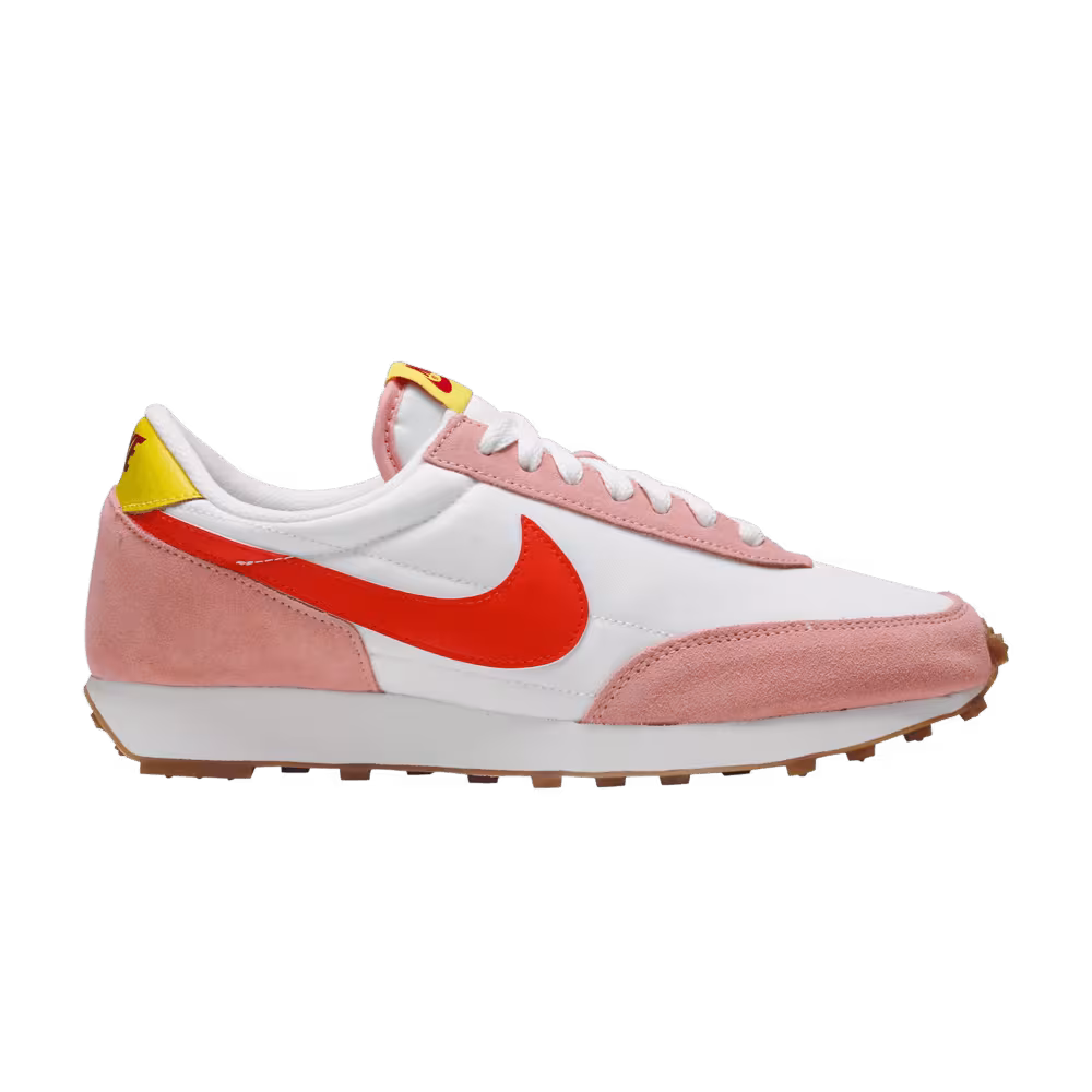 Nike Women's Daybreak Coral Stardust