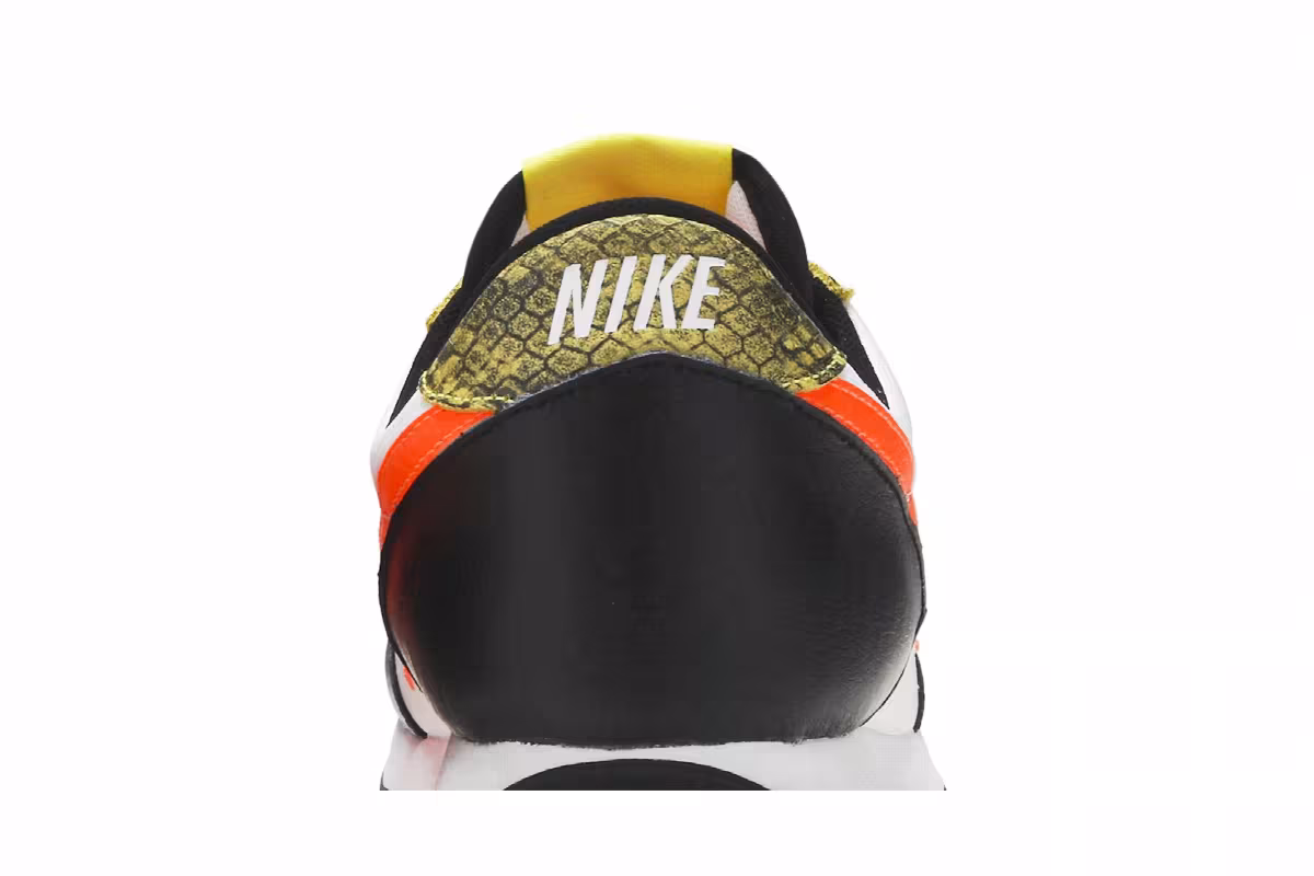Nike Women's Daybreak QS Dynamic Yellow, view 8