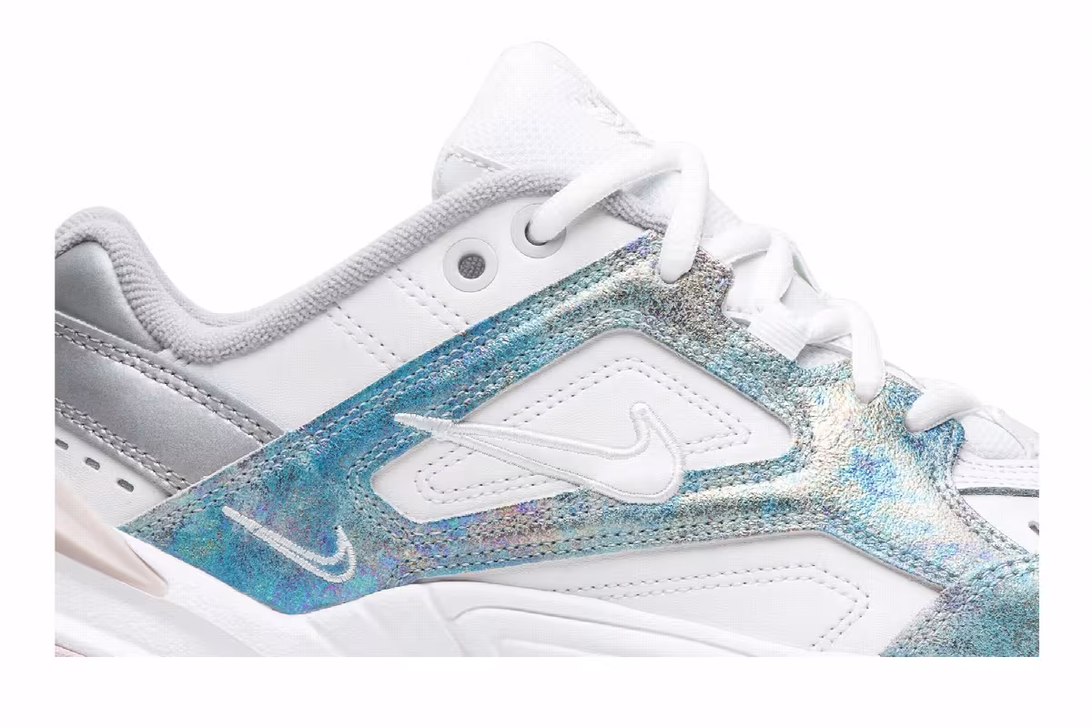 Nike Women's M2K Tekno Iridescent, view 3