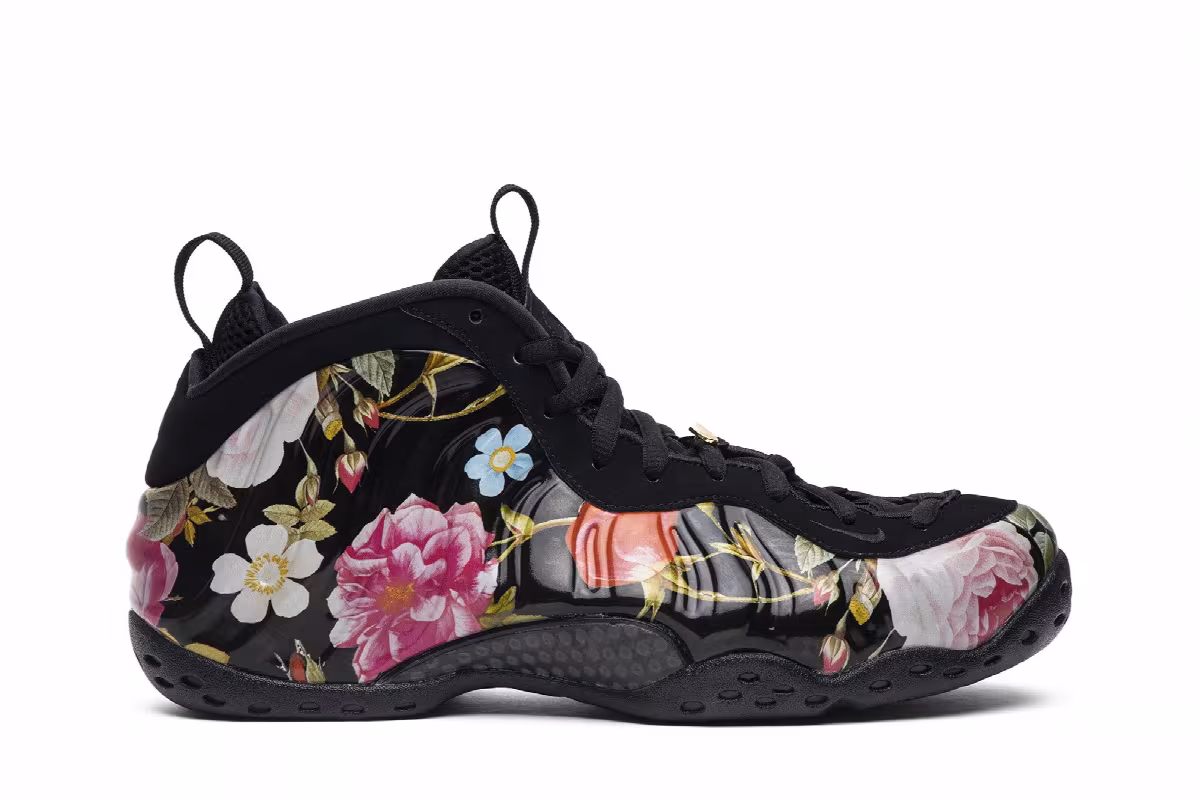 Nike Air Foamposite One Floral, view 2