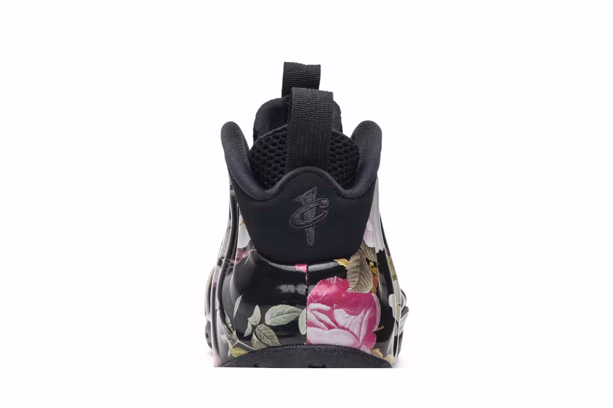 Nike Air Foamposite One Floral, view 8