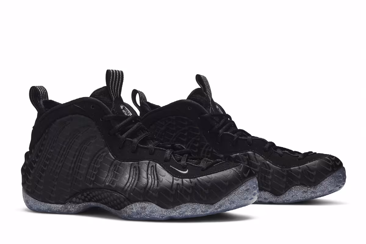 Nike Air Foamposite One Swoosh, view 9