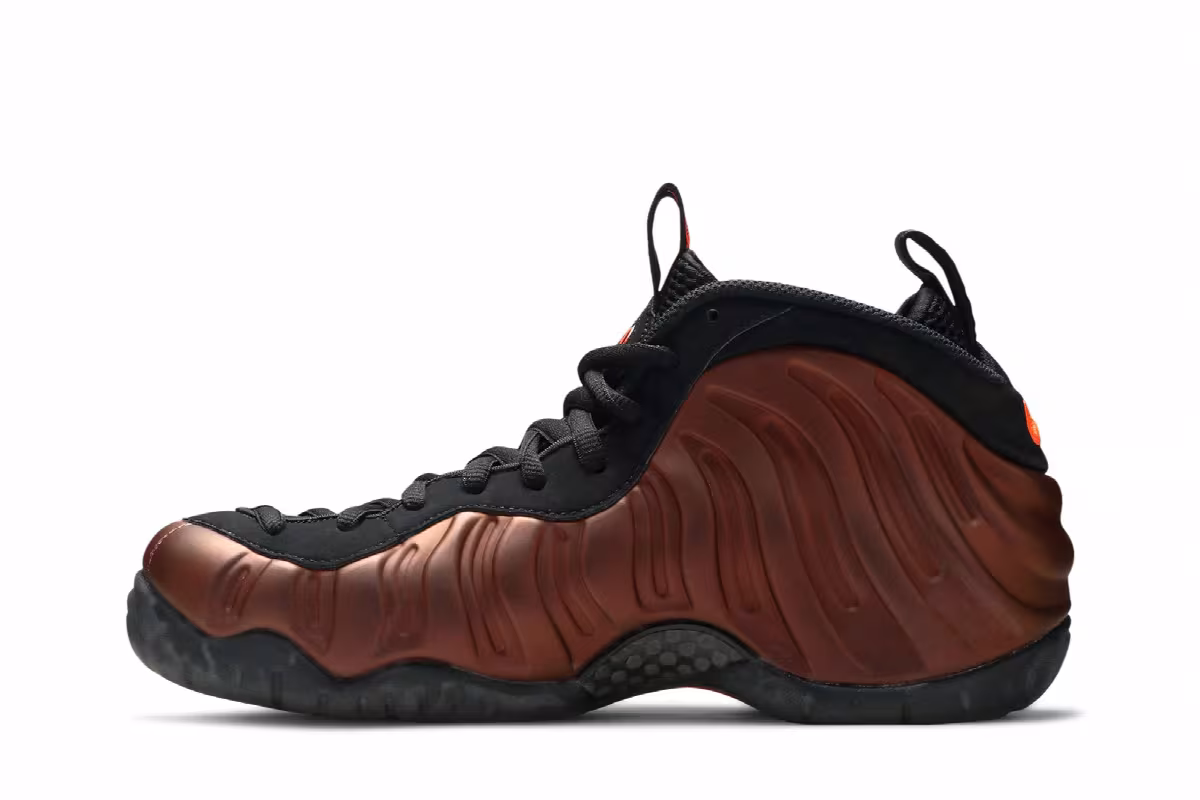Nike Air Foamposite Pro Hyper Crimson, view 4