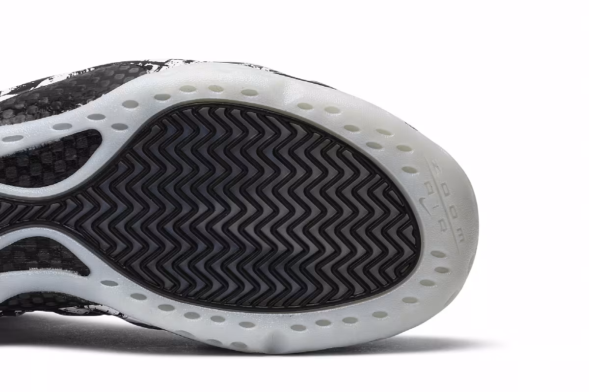 Nike Air Foamposite One Shattered Backboard, view 6