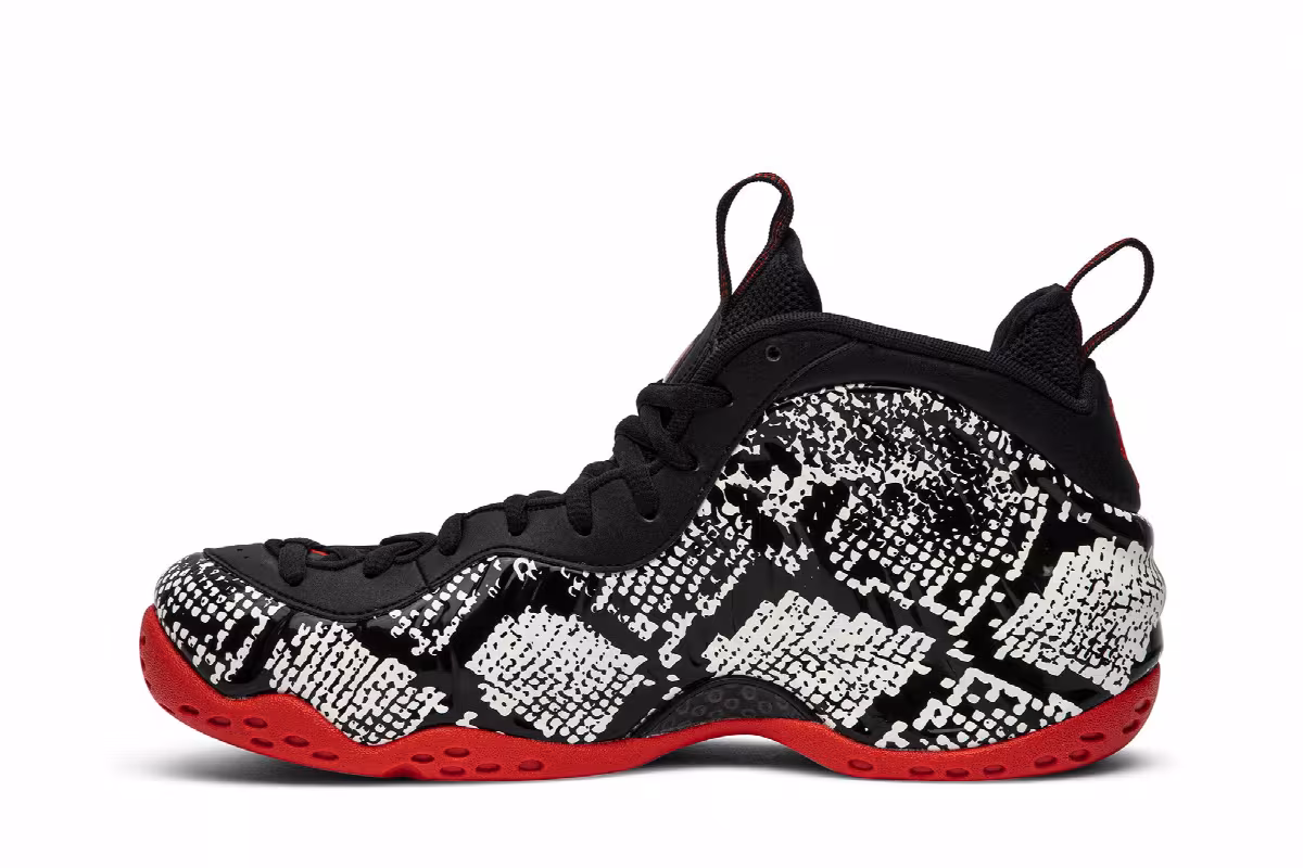 Nike Air Foamposite One Albino Snakeskin, view 4