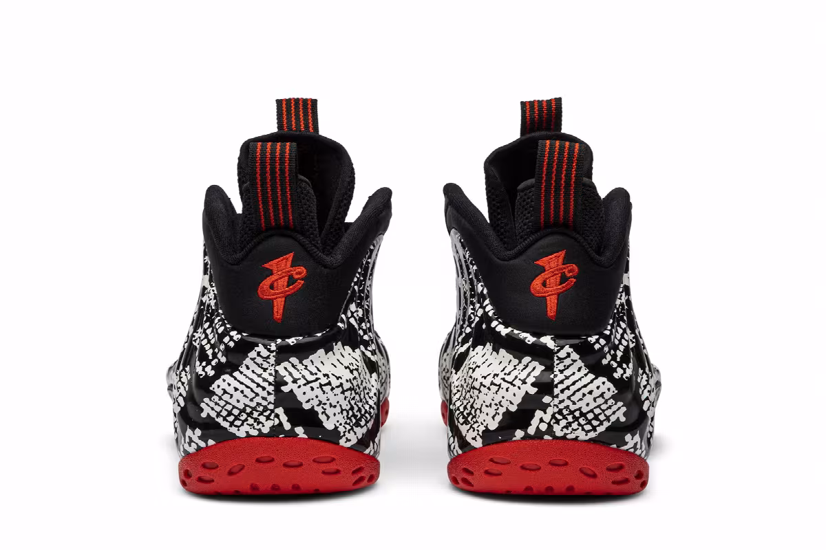 Nike Air Foamposite One Albino Snakeskin, view 7